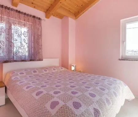Casa Justina Vila *